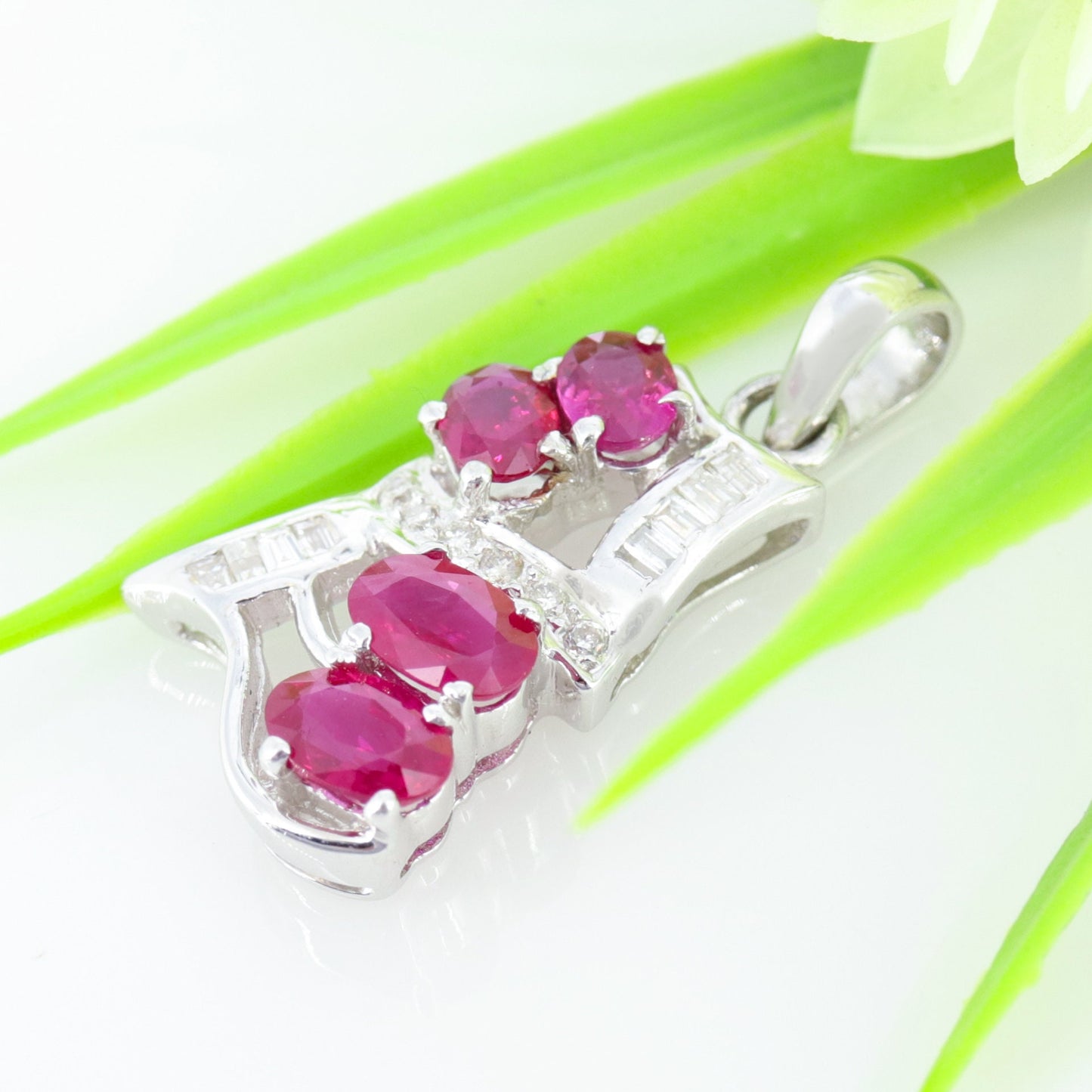 White Ruby Necklace 18K Gold