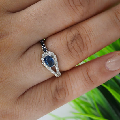 Unique Blue Sapphire & Ring Silver