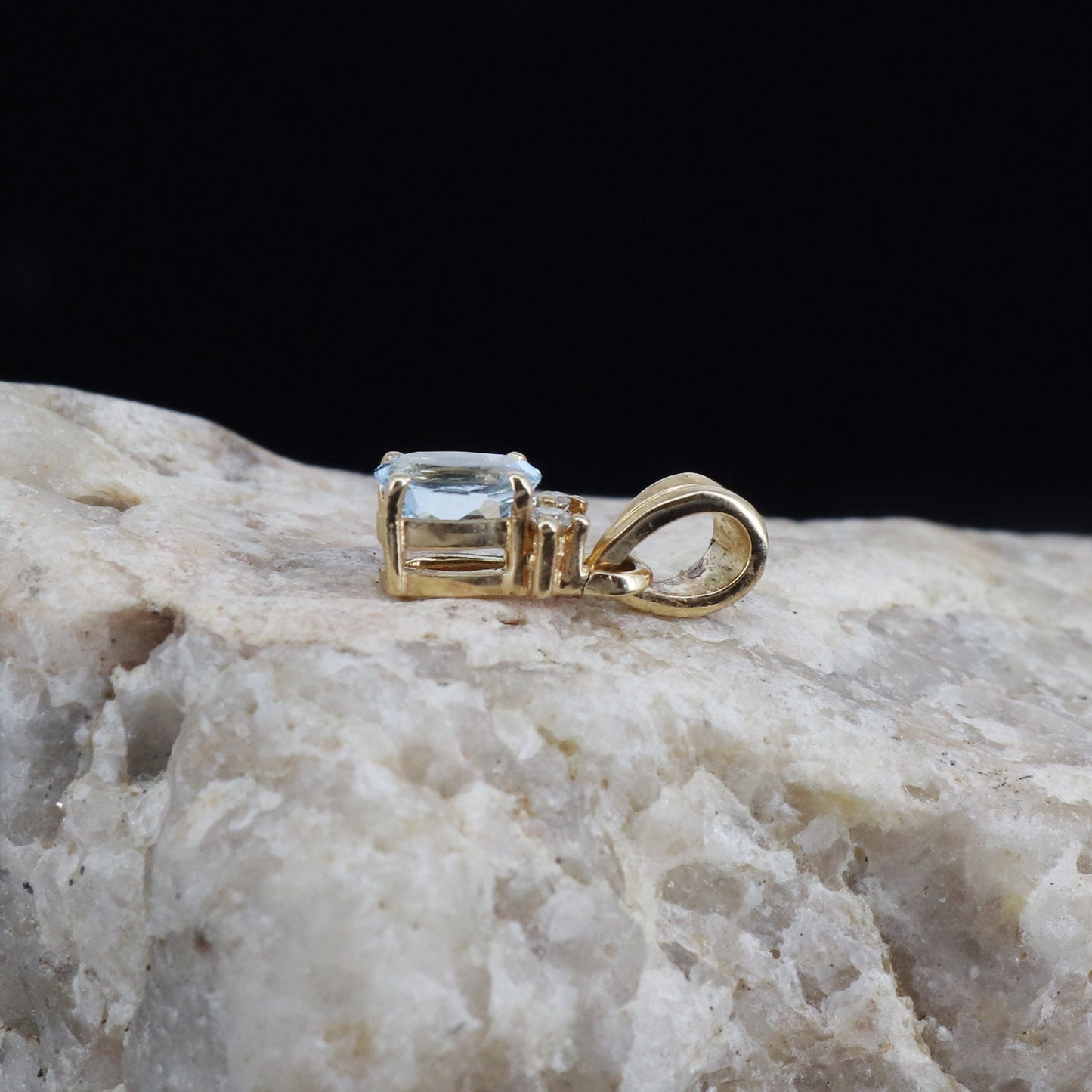 Tiny Aquamarine Pendant 14K Gold