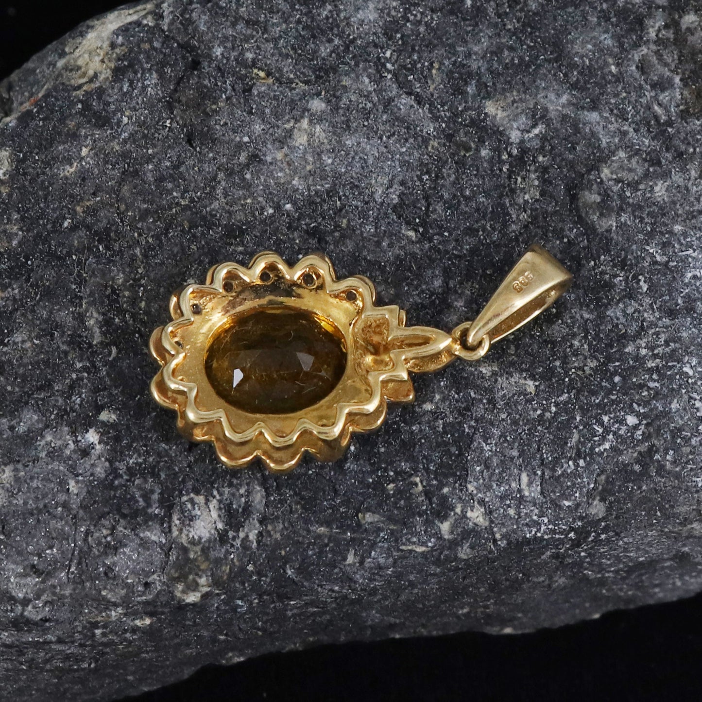 Citrine Pendant 14K Gold