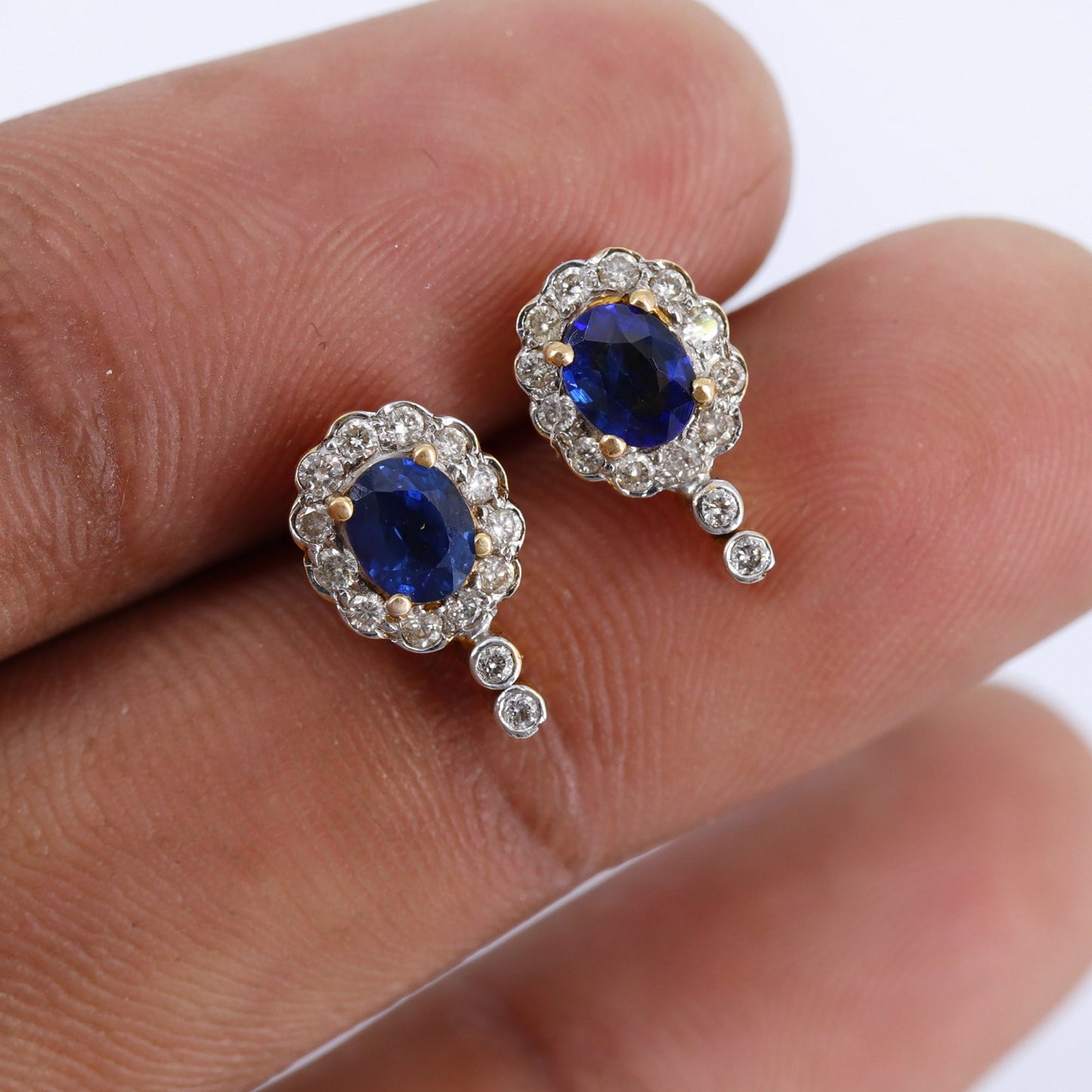 Oval Shape Halo Earring 18K Gold