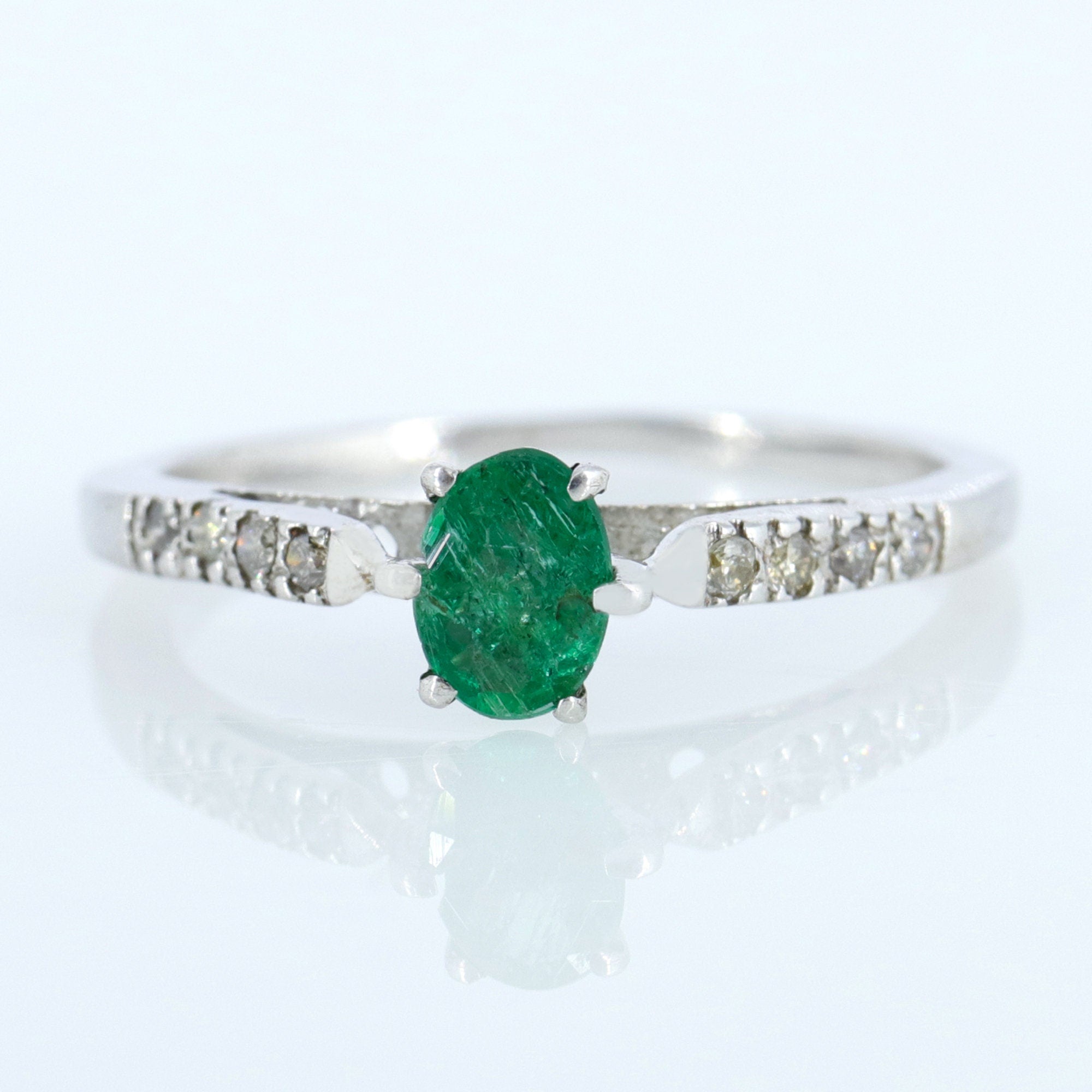 Solitaire Ring Silver