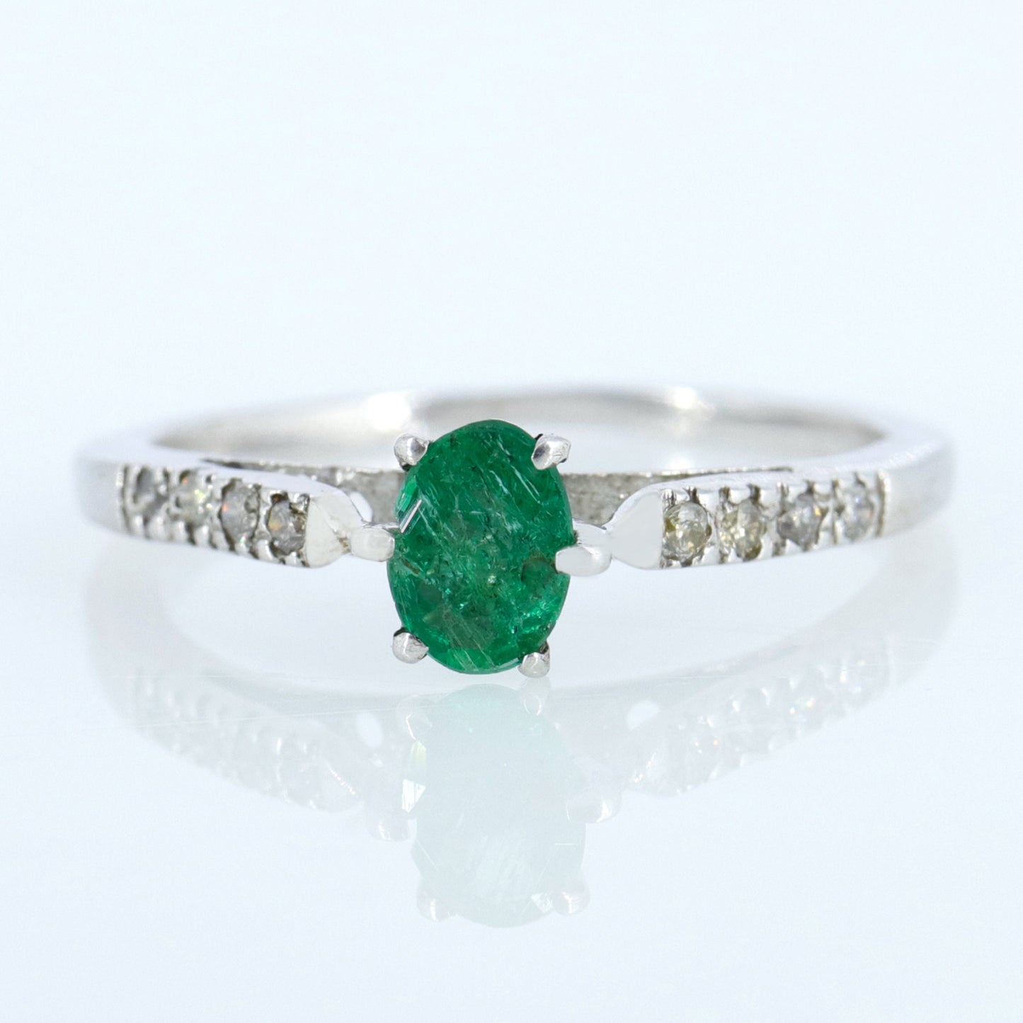 Solitaire Ring Silver