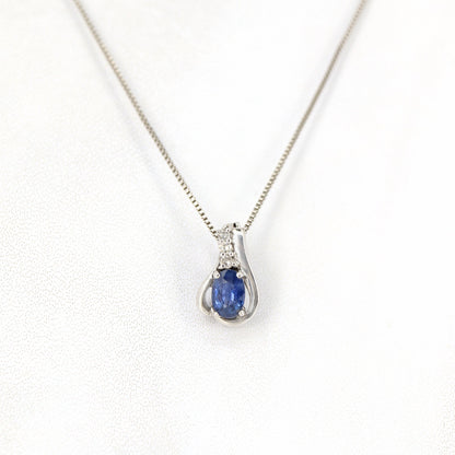 14Kt White Blue Sapphire Necklace Gold