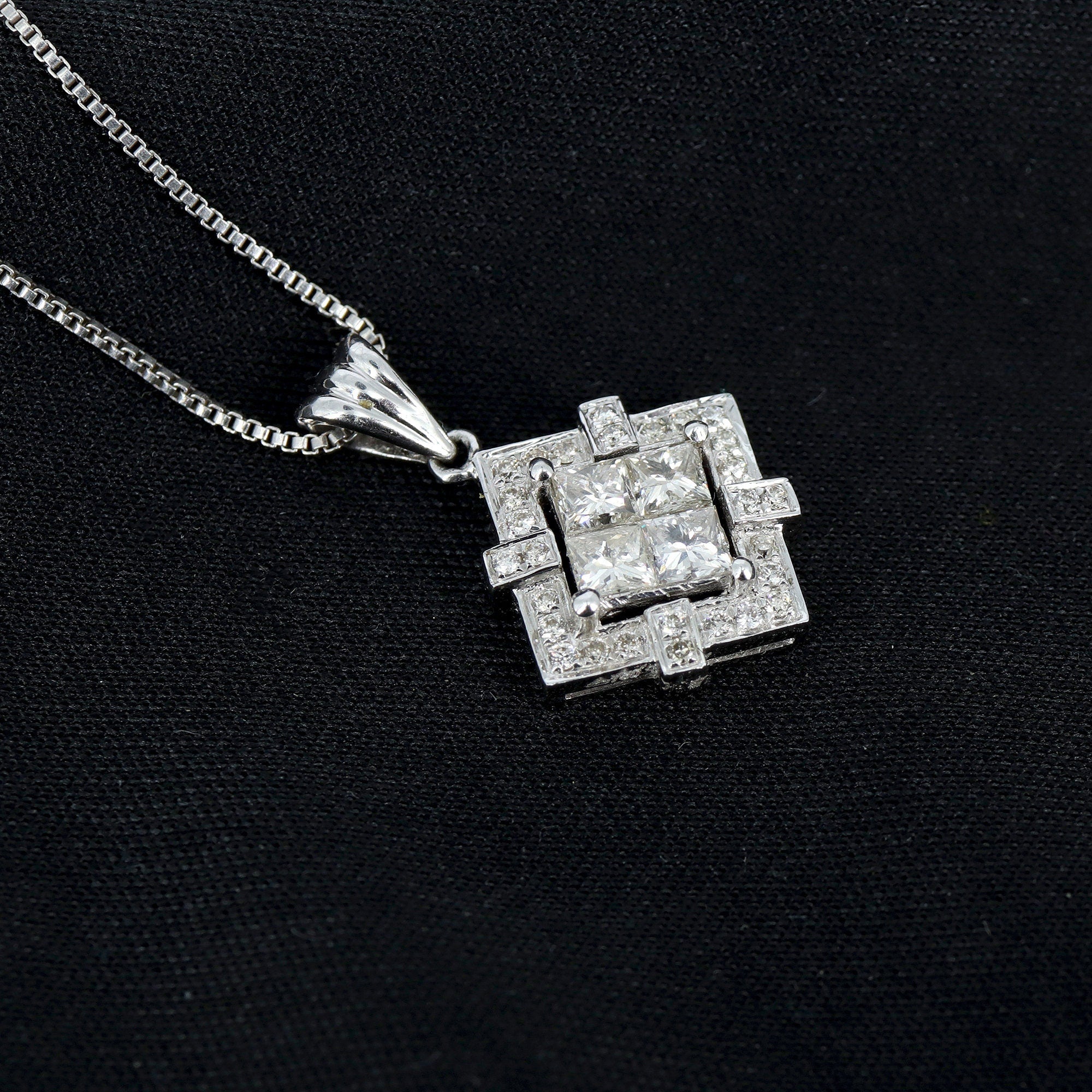 Princess Cut Pendant Gold