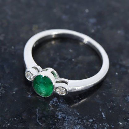 Oval Cut Gemstone 925 Sterling Emerald Ring Silver