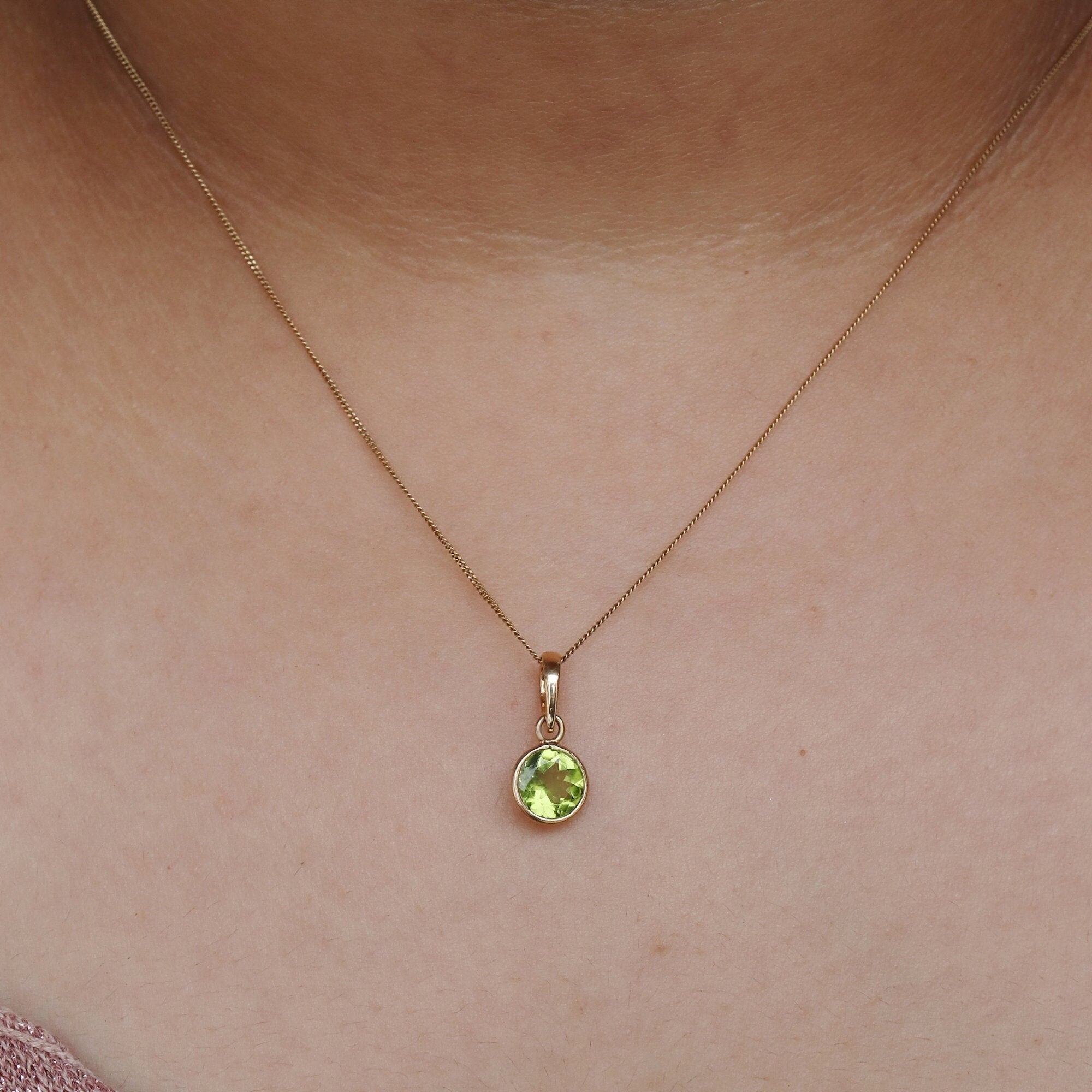 Unique Design Anniversary Peridot Necklace 14K Gold