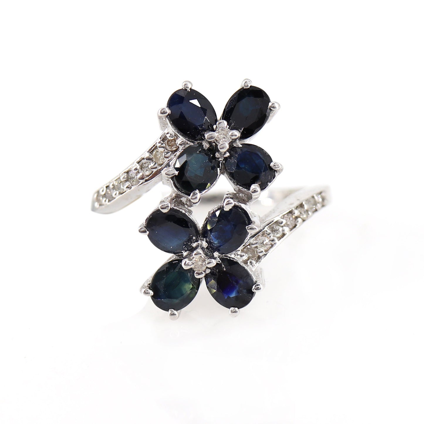 Flower Style Gemstone Ring Gold