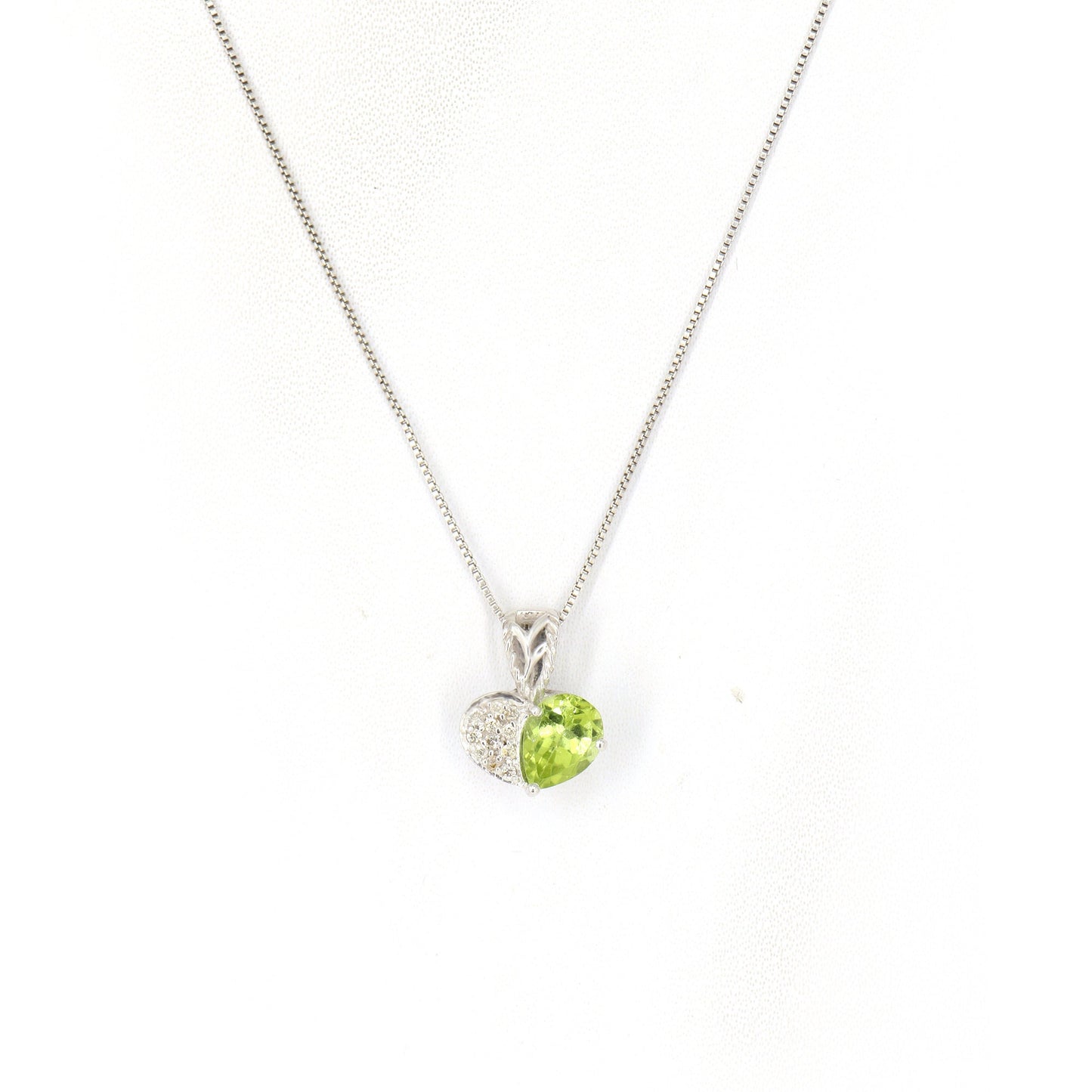 Peridot Pendant 14K Gold
