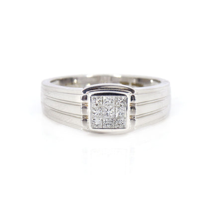 Invisible Setting Princess Cut Ring 18K Gold