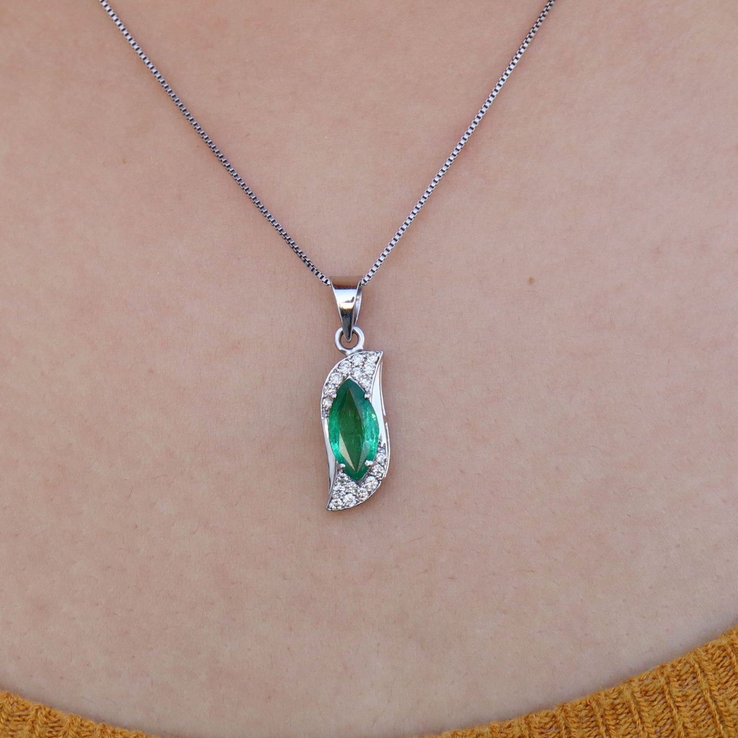 Marquise Cut Green Emerald Pendant 18K Gold