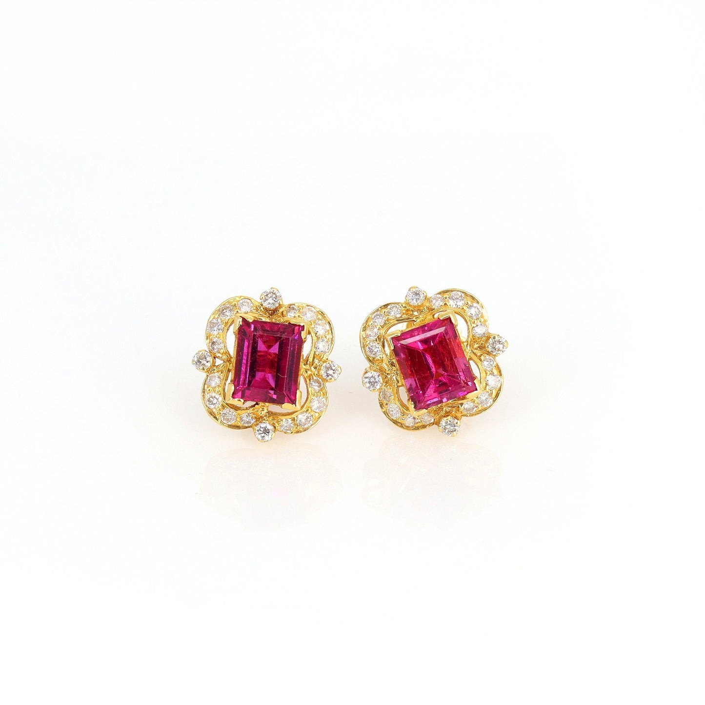 Genuine Pink Tourmaline Tourmaline Gemstone Stud Earring 18K Gold