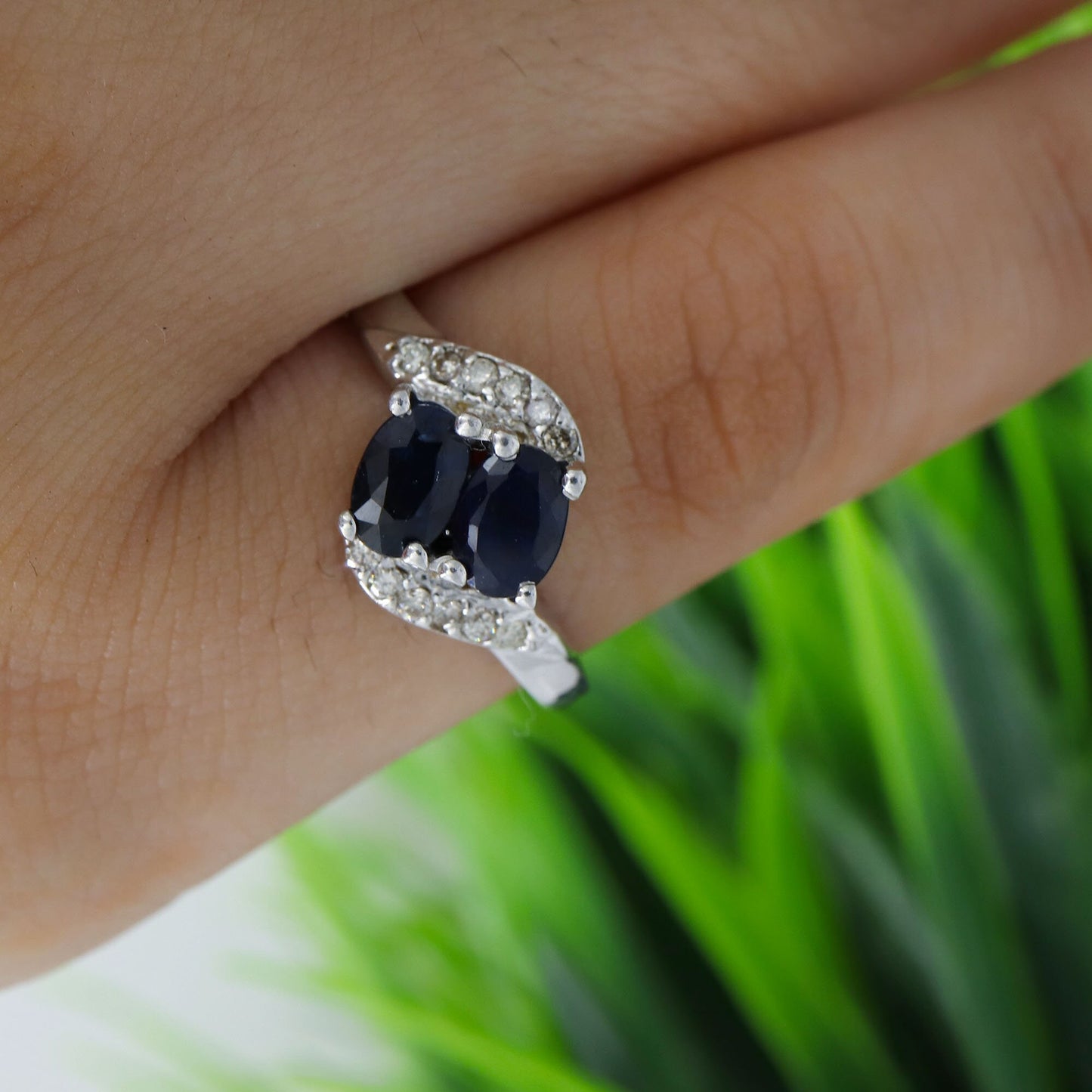 Classic Blue Sapphire Ring Silver