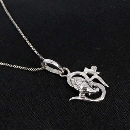White Pendant 18K Gold
