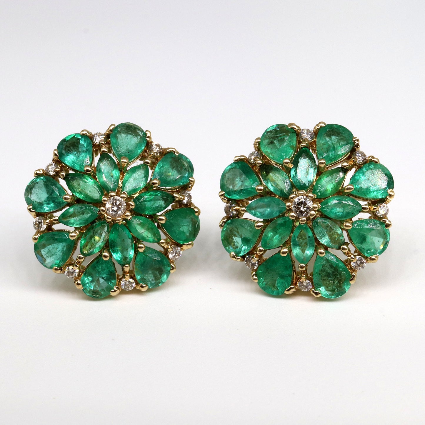 Real Emerald Floral Pattern Studs Earring 14K Gold