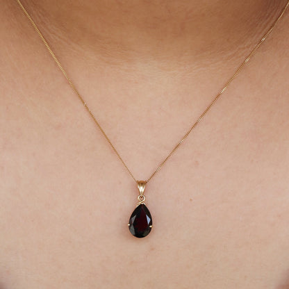 January Pear Shape Necklace 14K Gold