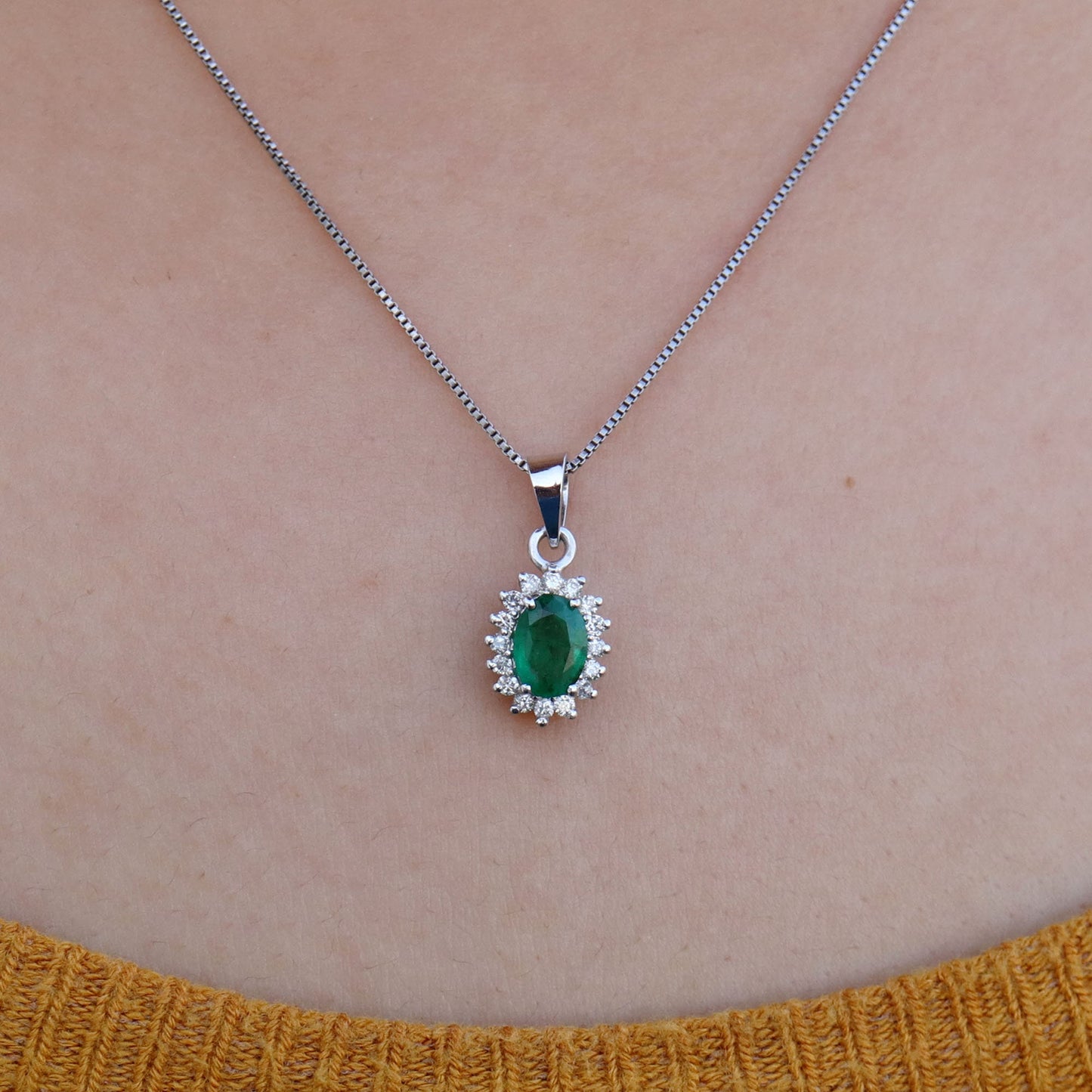 Oval Cut Emerald Pendant 18K Gold
