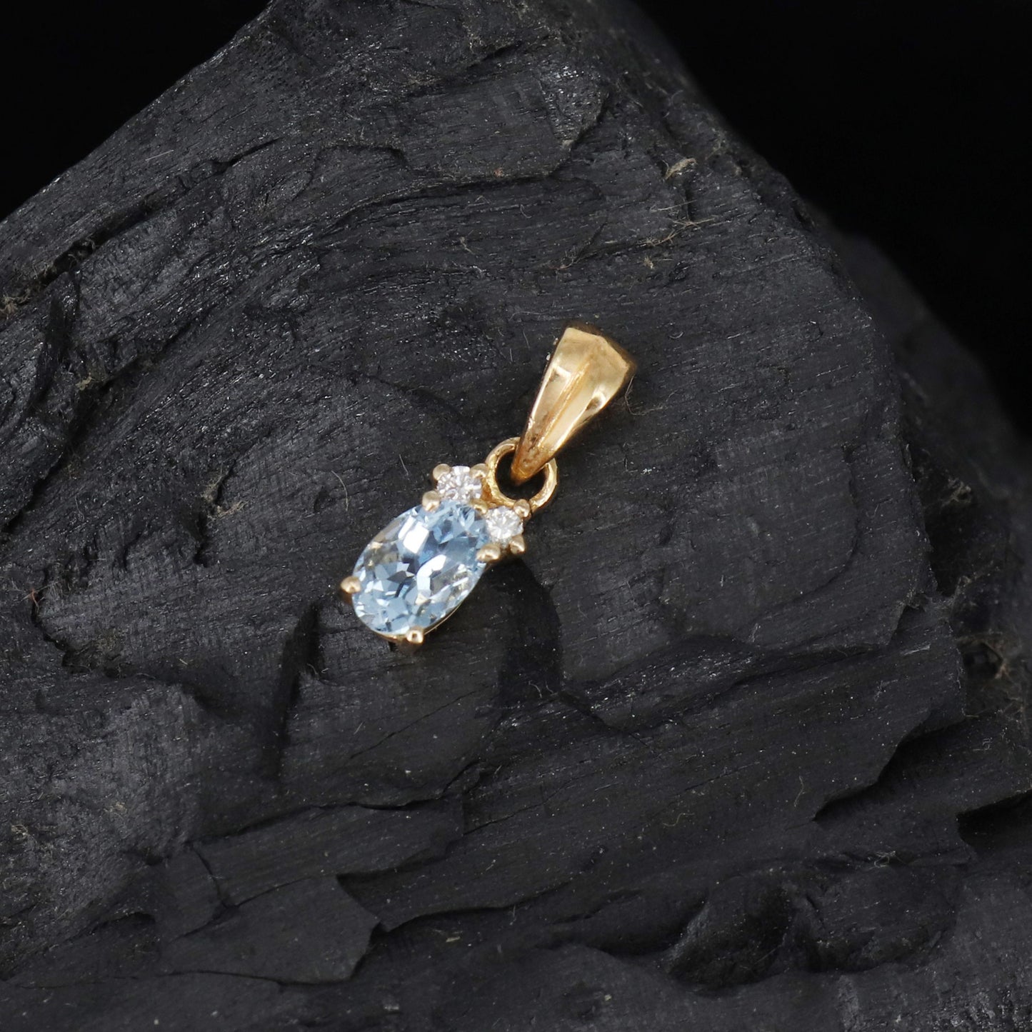 Tiny Aquamarine Pendant 14K Gold