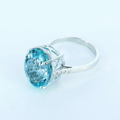 White Ring 14K Gold