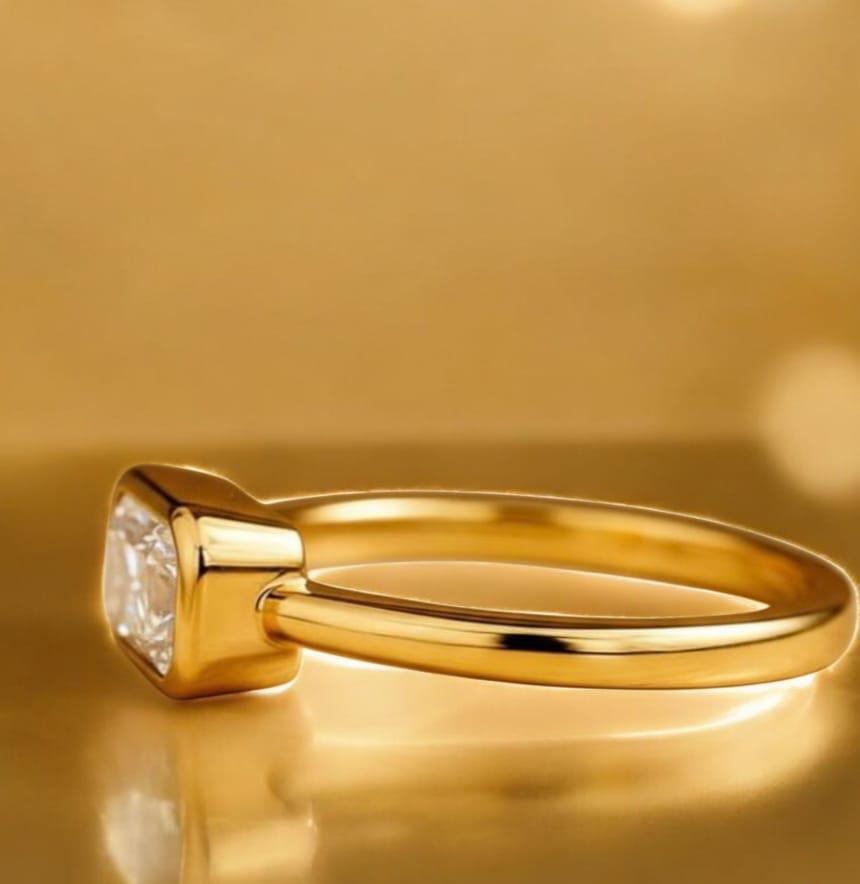 Radiant Cut Engagement Ring Gold