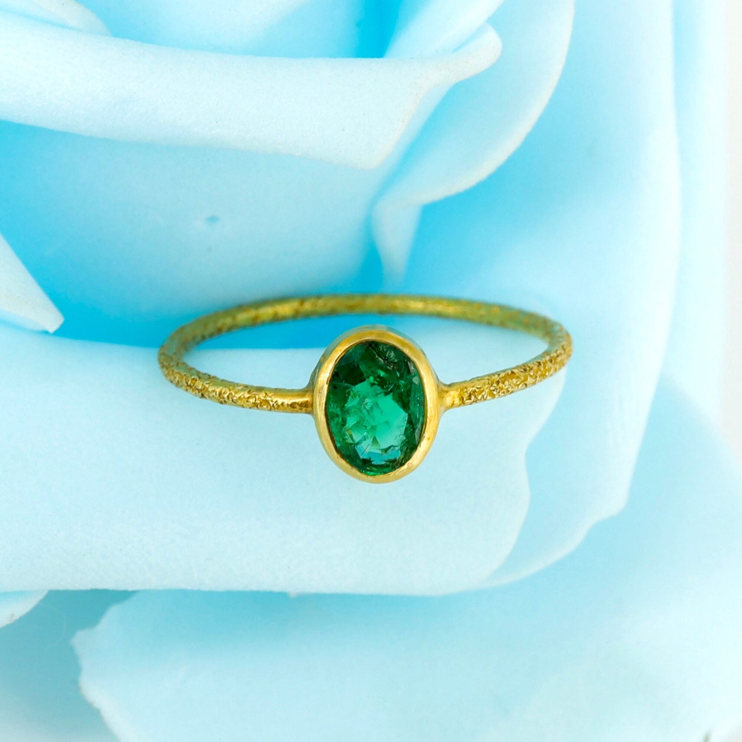 Beautiful Ring 14K Gold