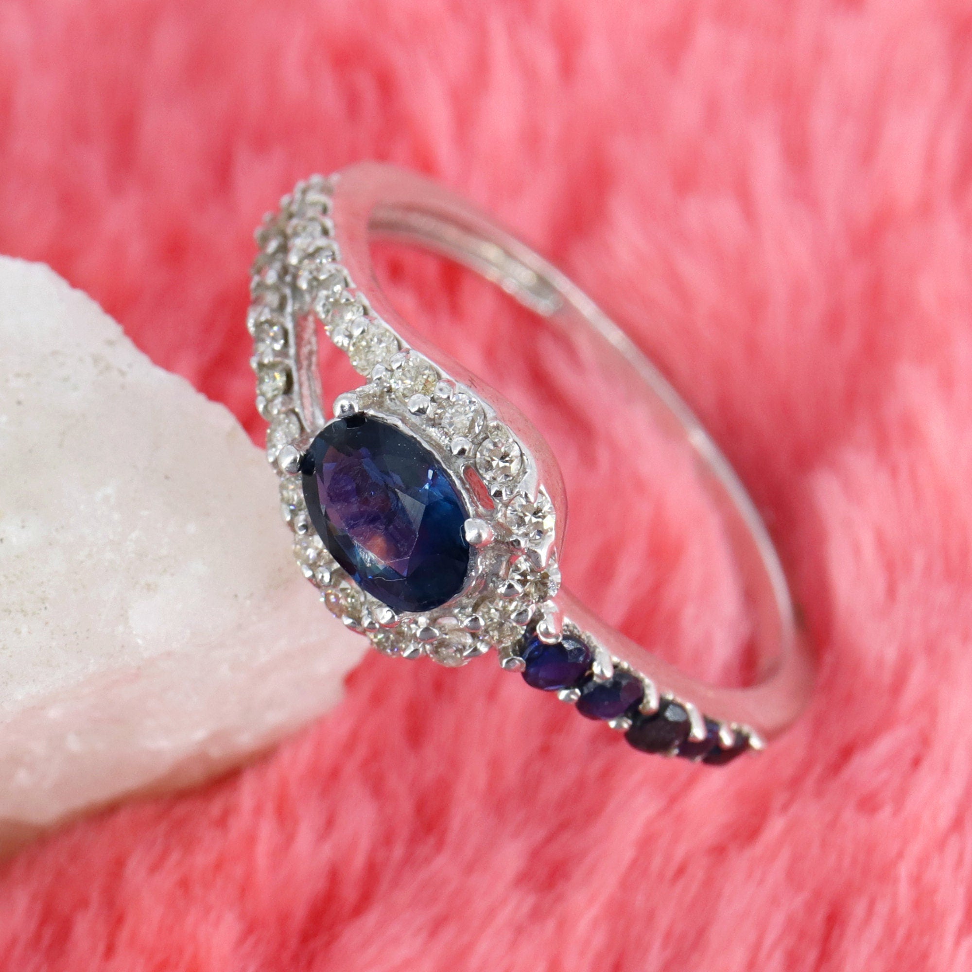Unique Blue Sapphire & Ring Silver