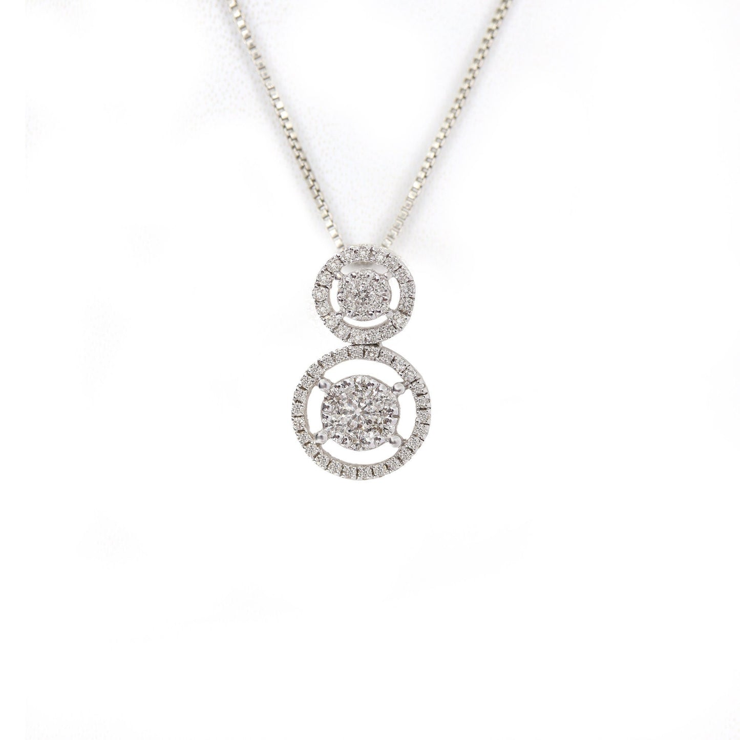 18Kt White Round Halo Pendant Gold