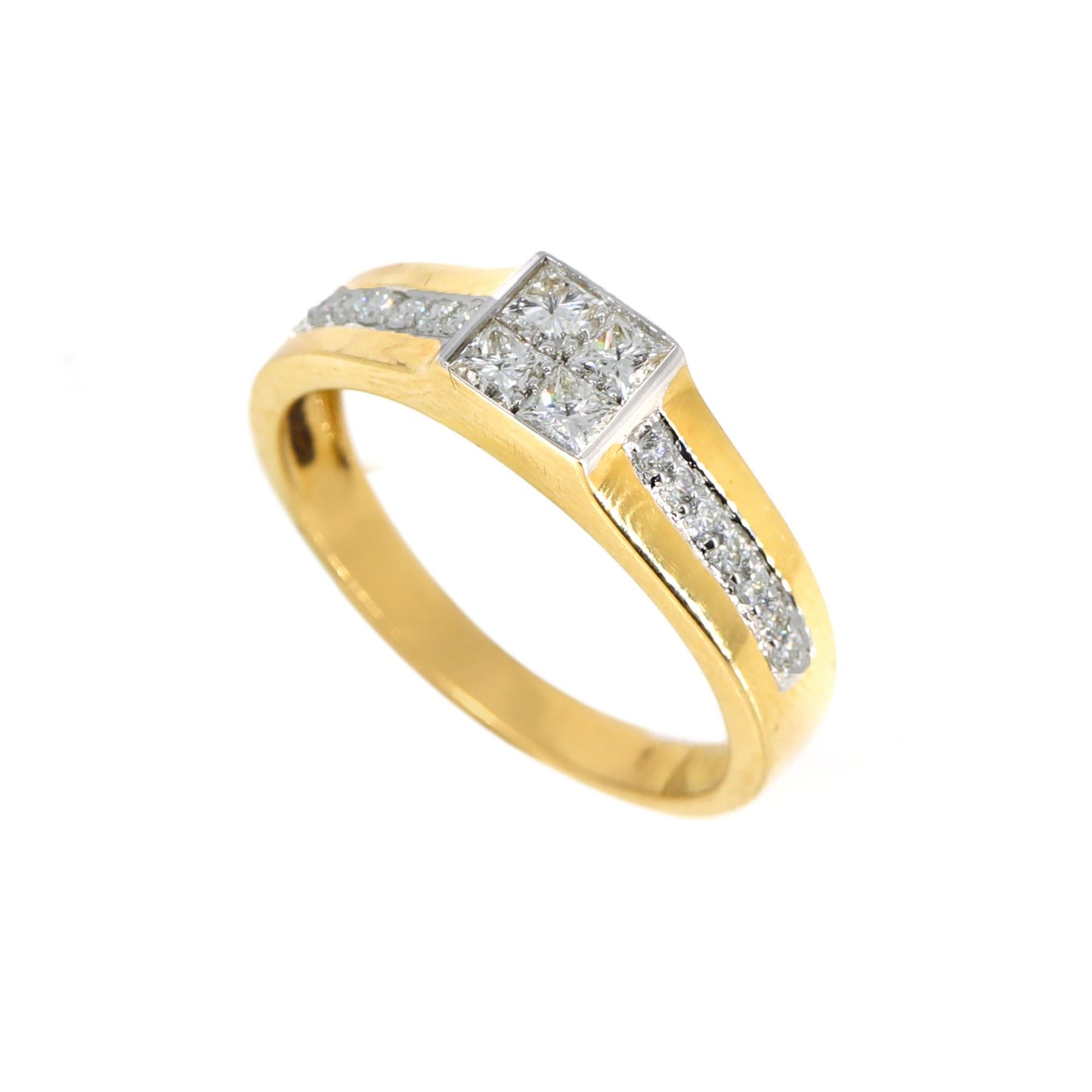 Princess Cut Center Round Cut Ring 18K Gold