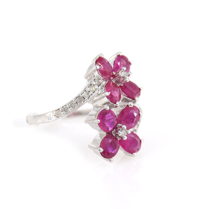Flower Style Gemstone Ring Gold
