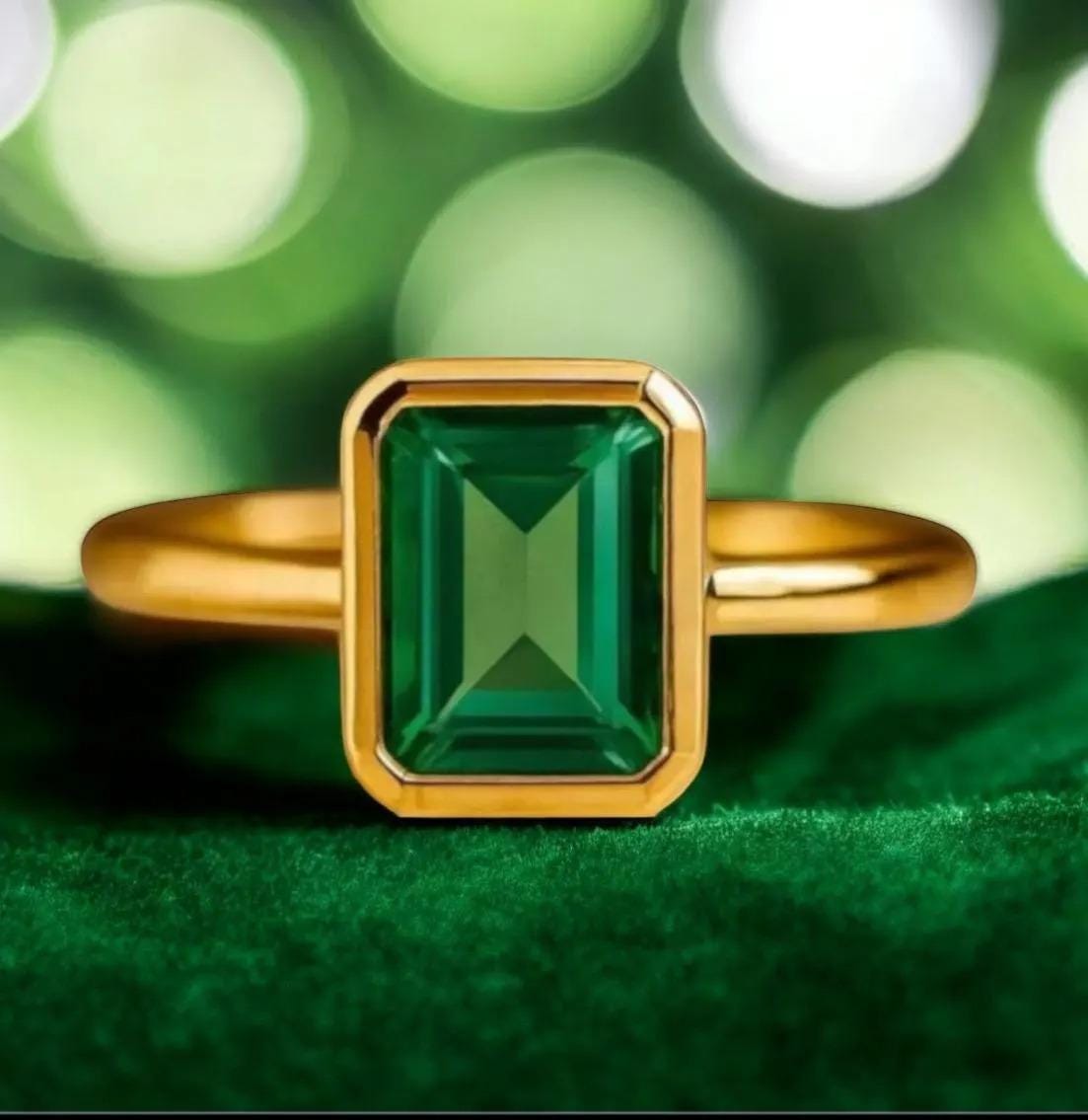 Brilliant Emerald Engagement Ring 14K Gold
