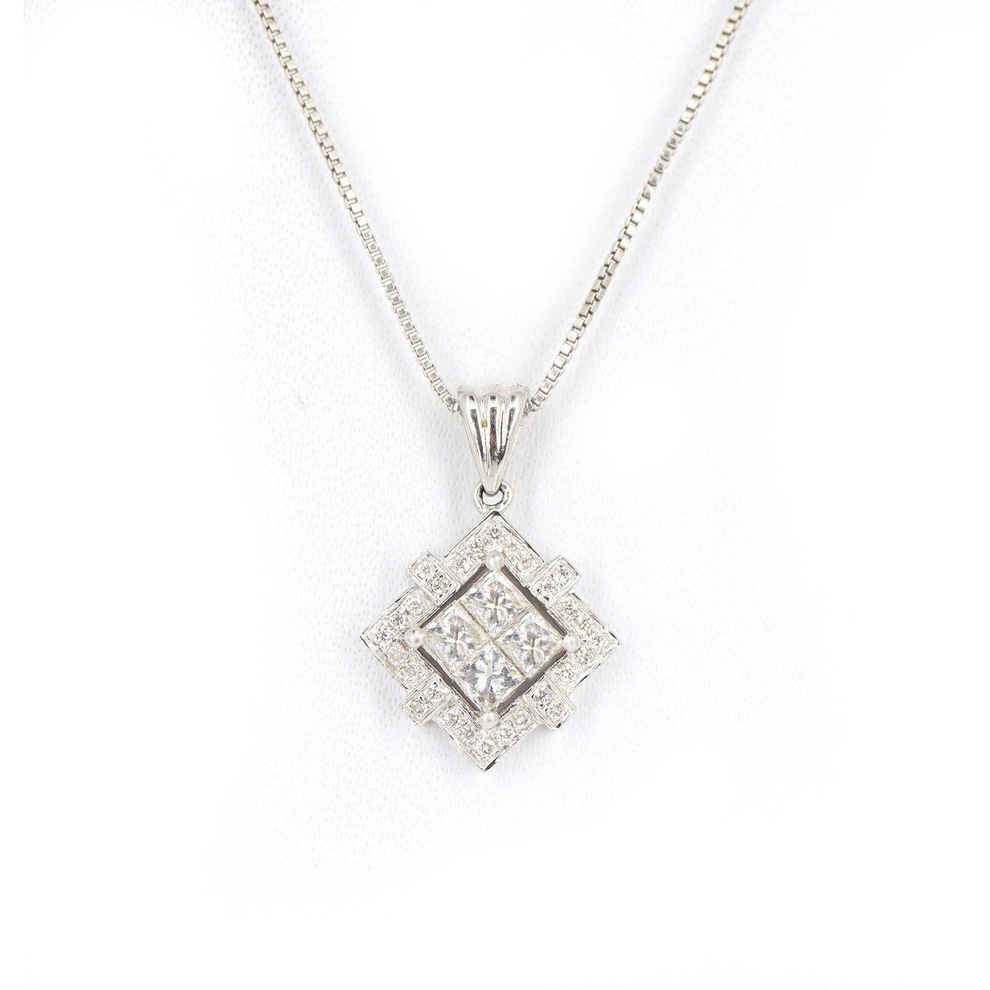 Princess Cut Pendant Gold