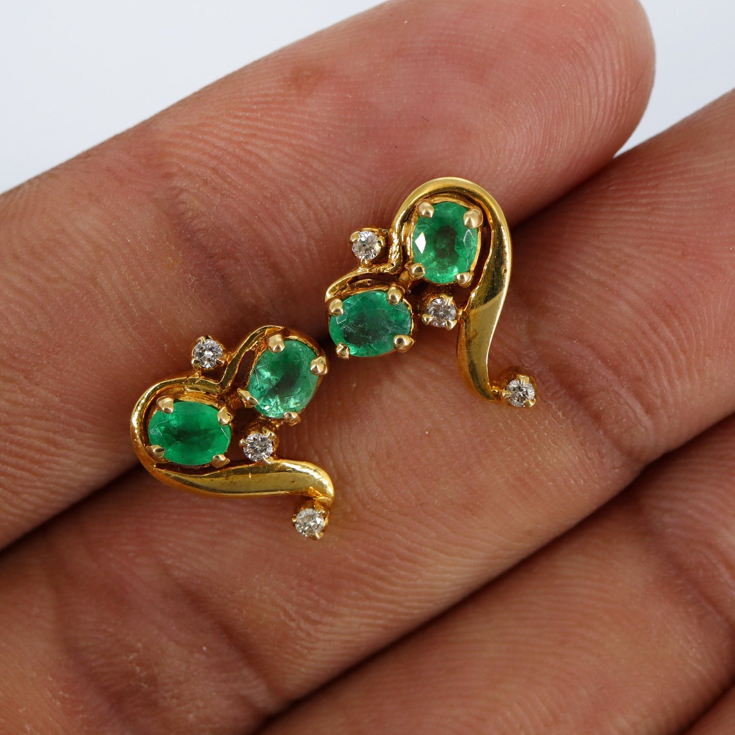 Heart Shape Earring 18K Gold