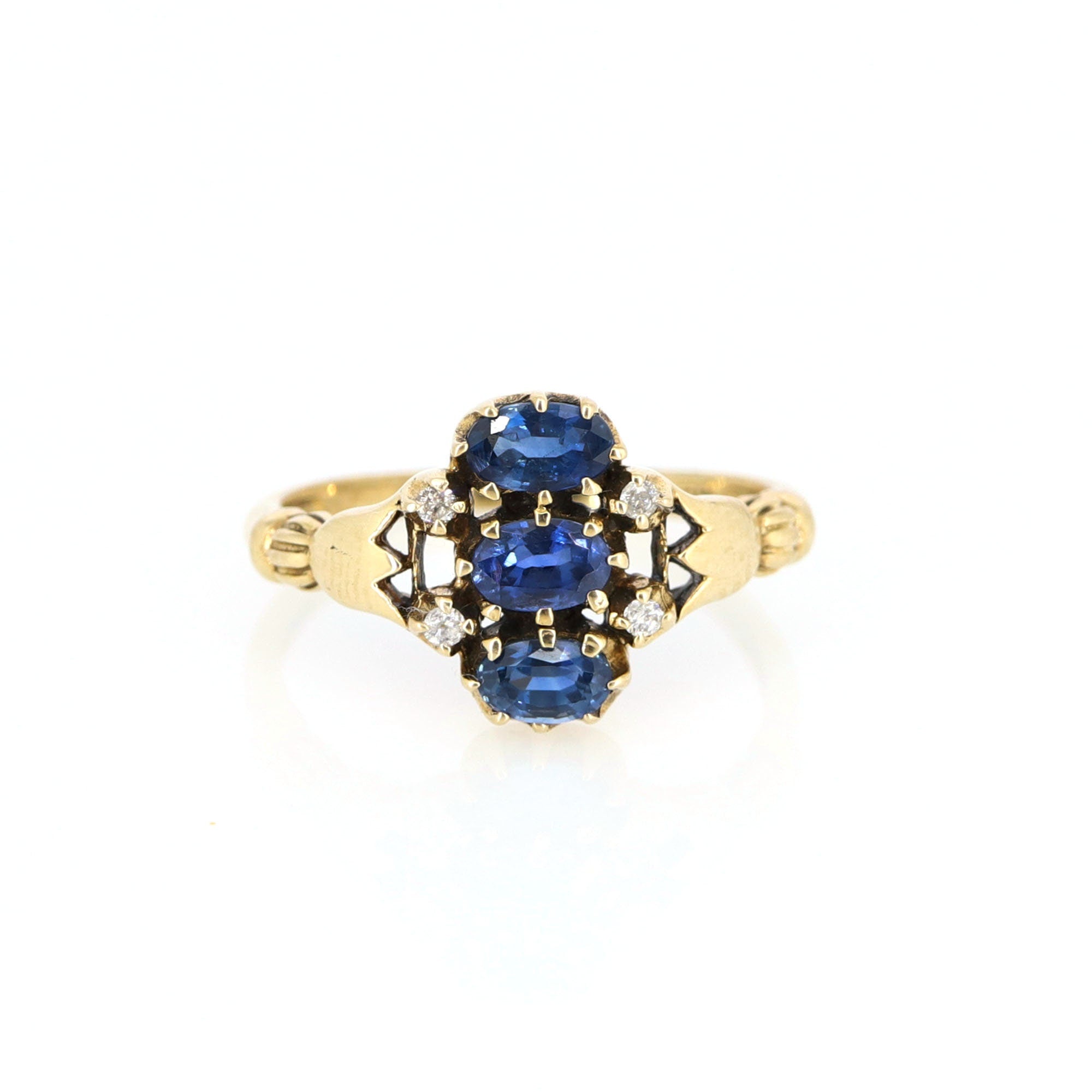 Lotus Design Shank Vintage Style 9Ct Ring Gold
