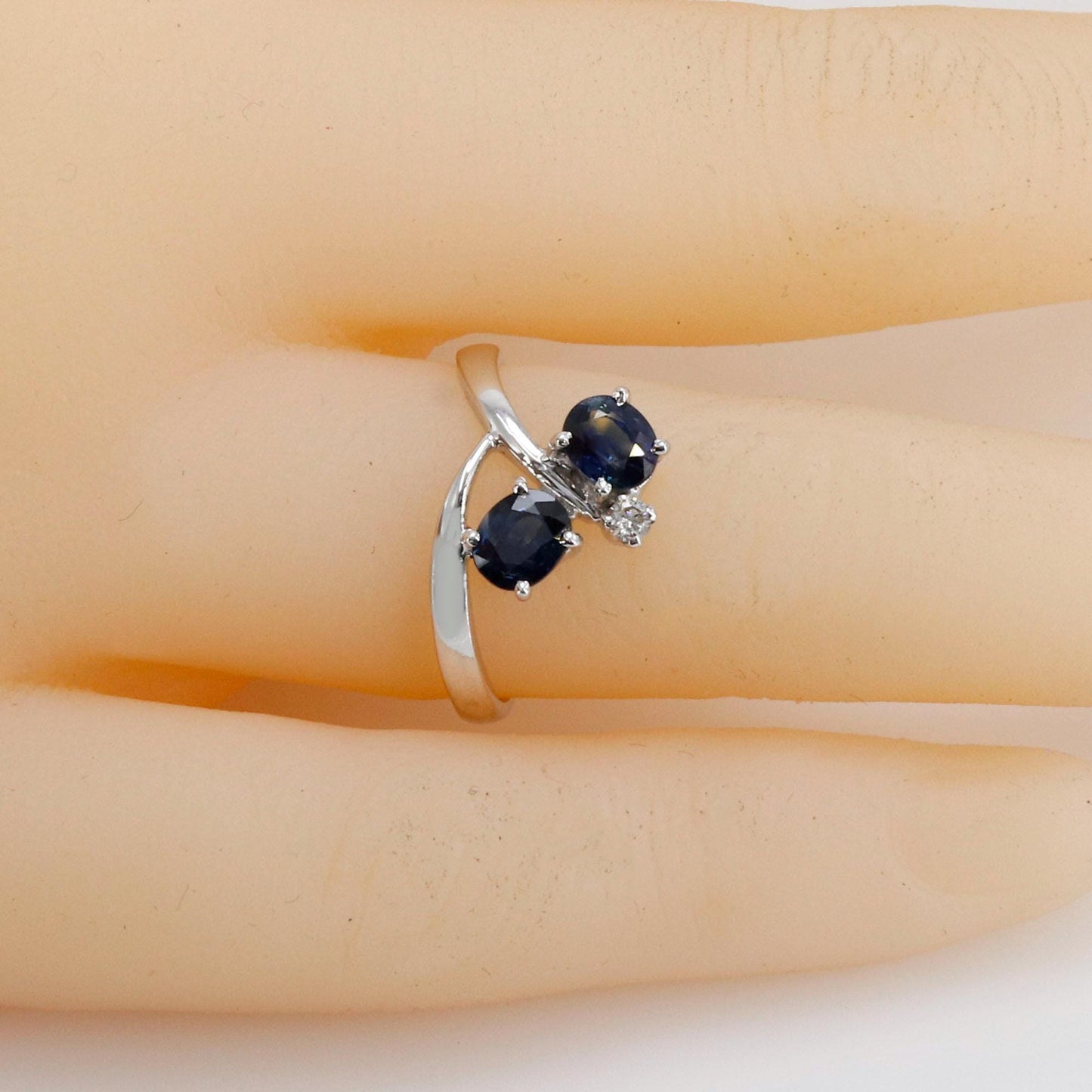 Sapphire Ring 18K Gold