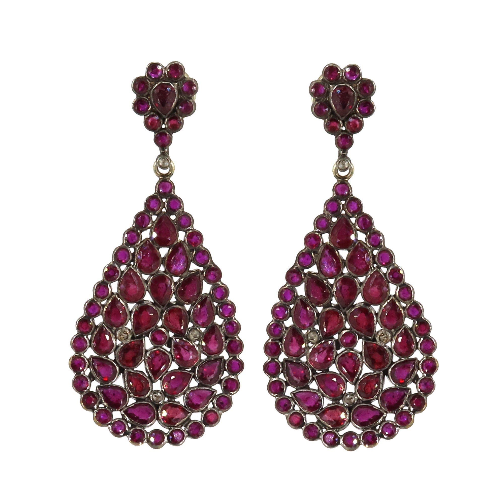 Dangle Earring