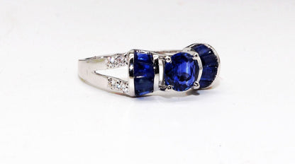White Beautiful Ring 18K Gold