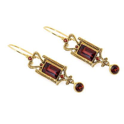 Garnet Earring Gold