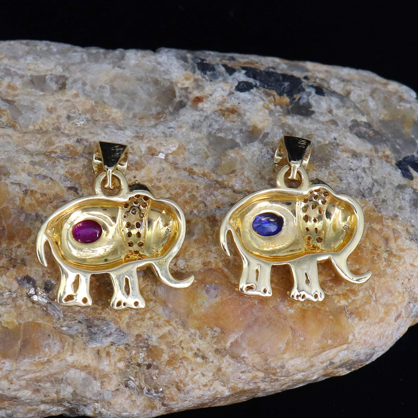 Animal Motif Pendant 14K Gold