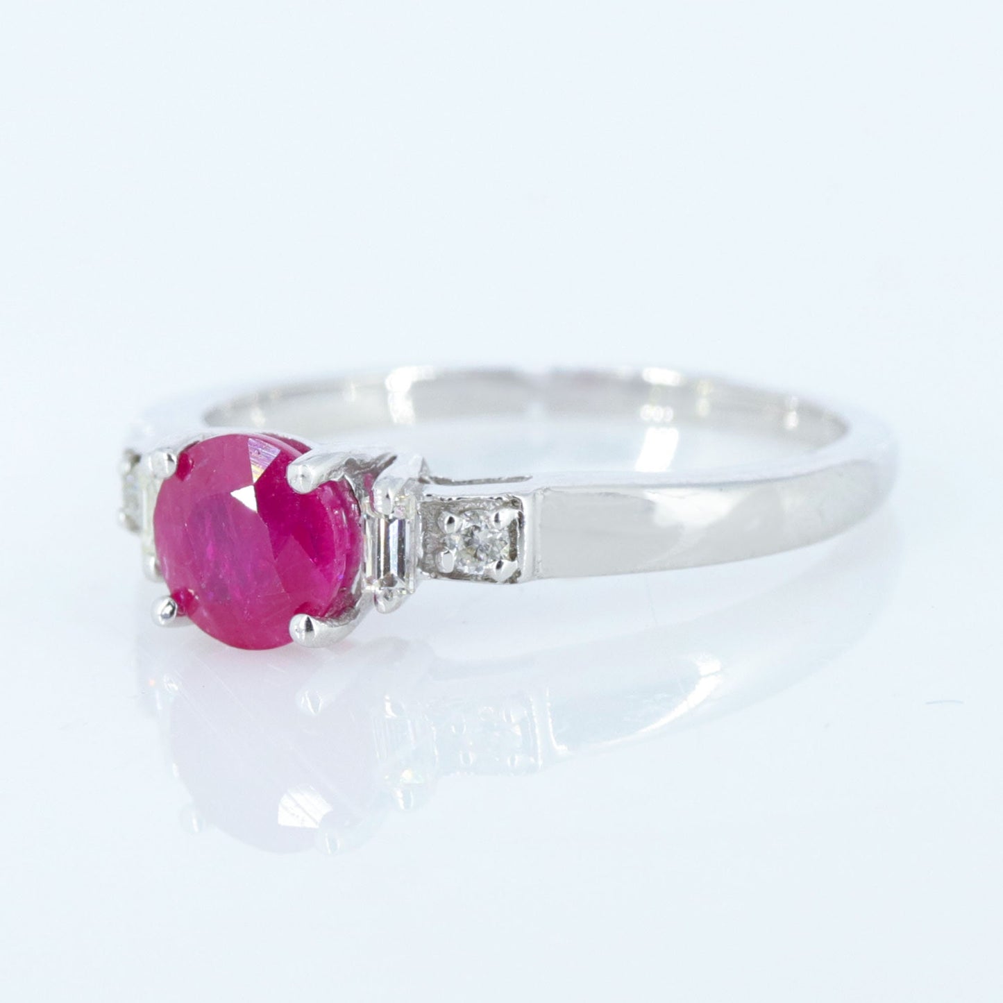 Classic Ruby Ring Silver