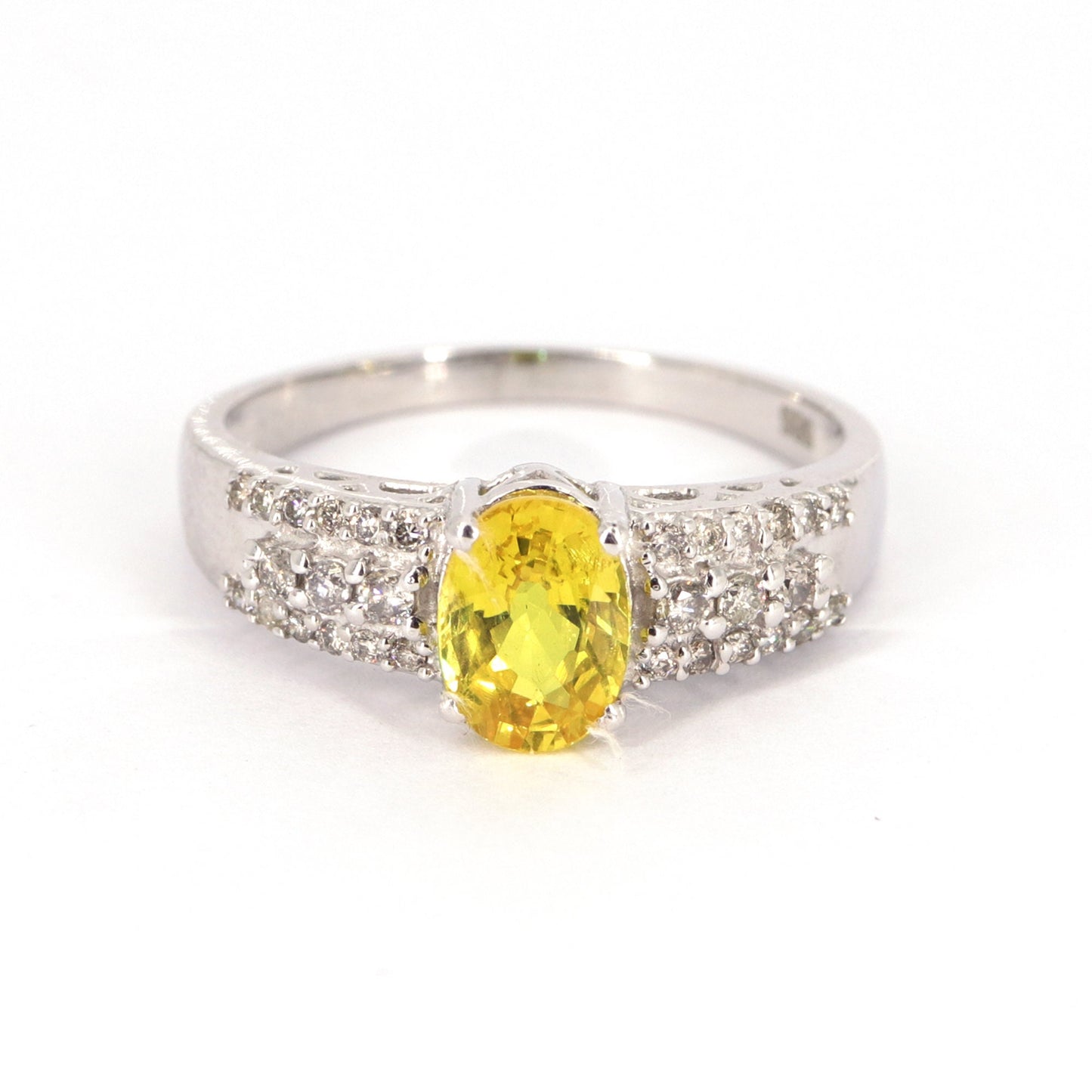 September White Ring 14K Gold