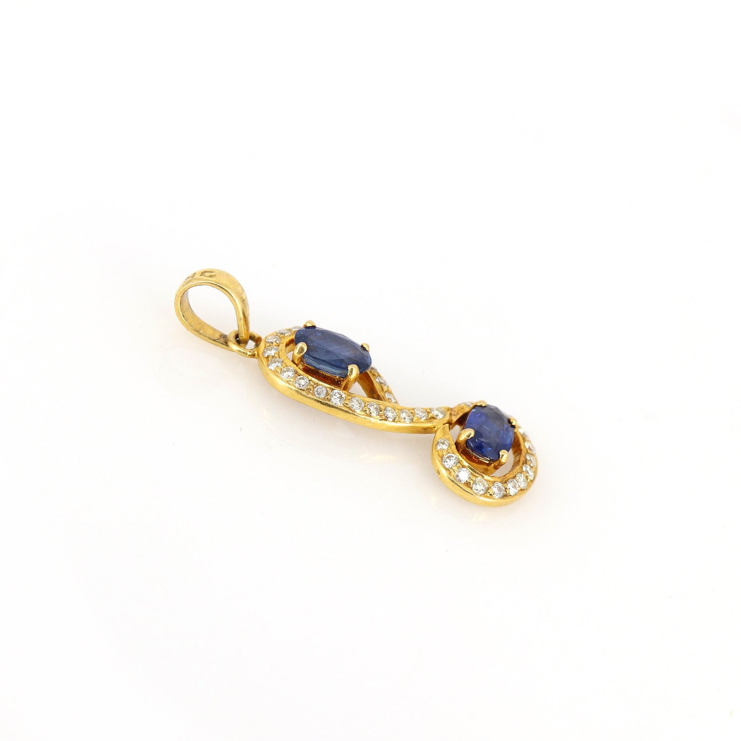 Blue Sapphire Pendant 18K Gold