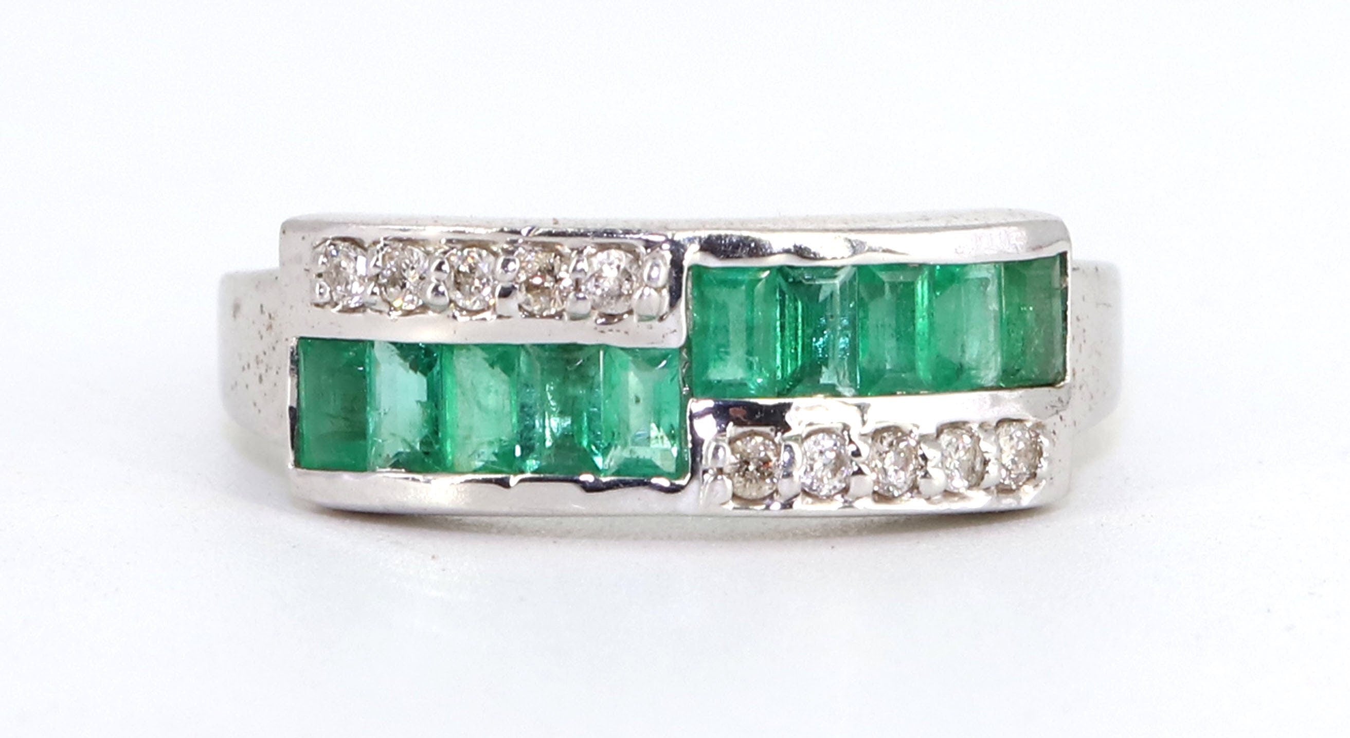 Emerald Ring Silver