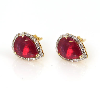 Beautiful Dark Tone Red Ruby Gemstone Studs Yellow Earring 18K Gold