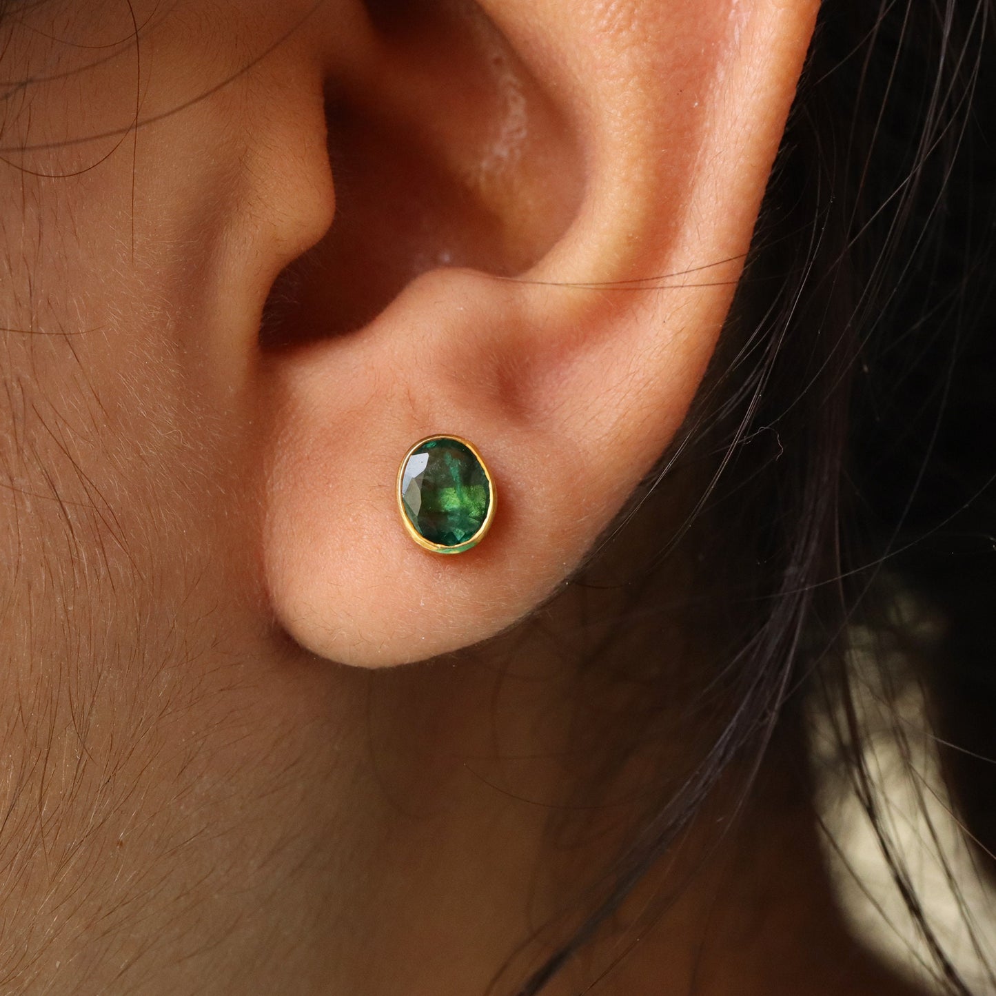 Minimalist Studs Earring 18K Gold