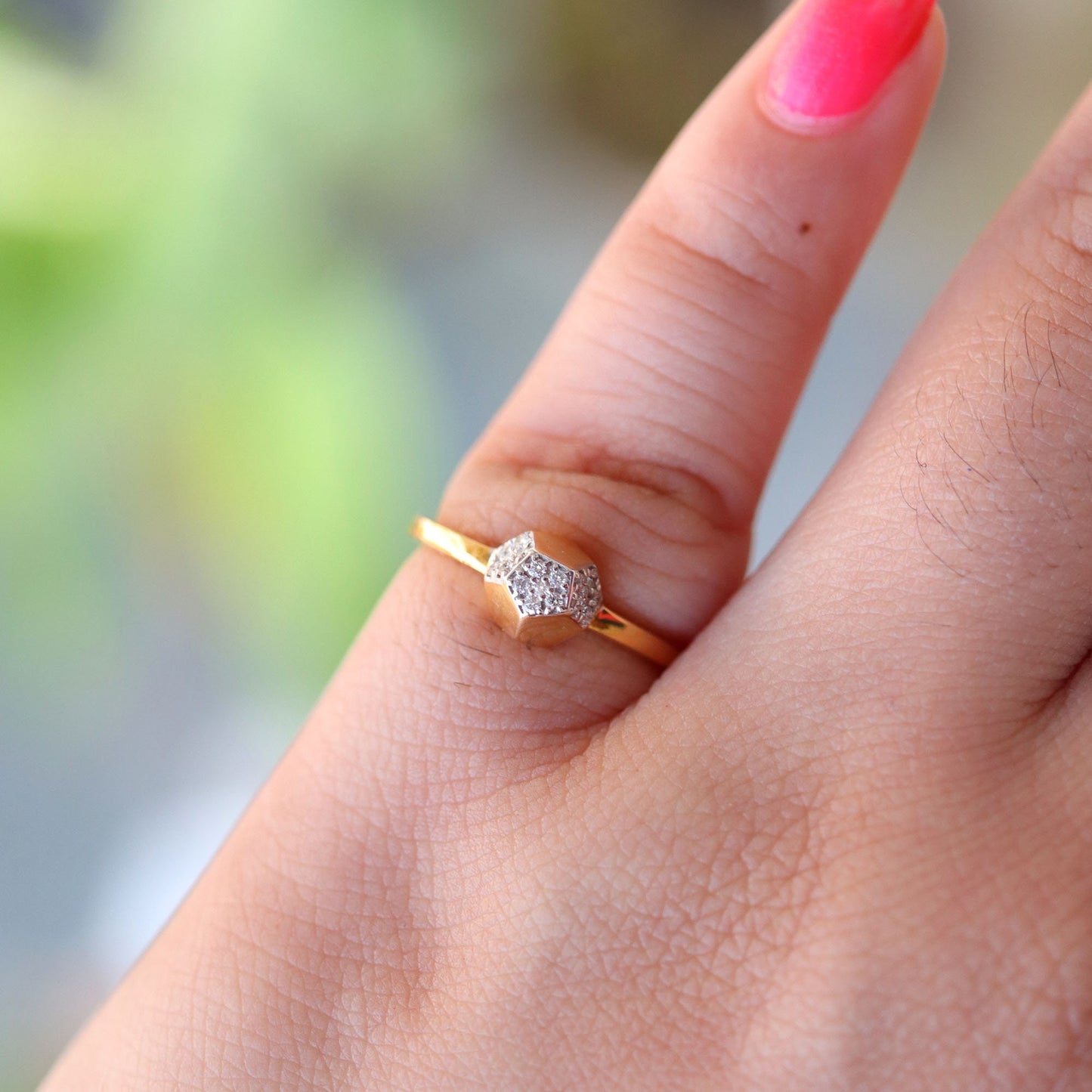 Yellow Studded Real Ring 18K Gold