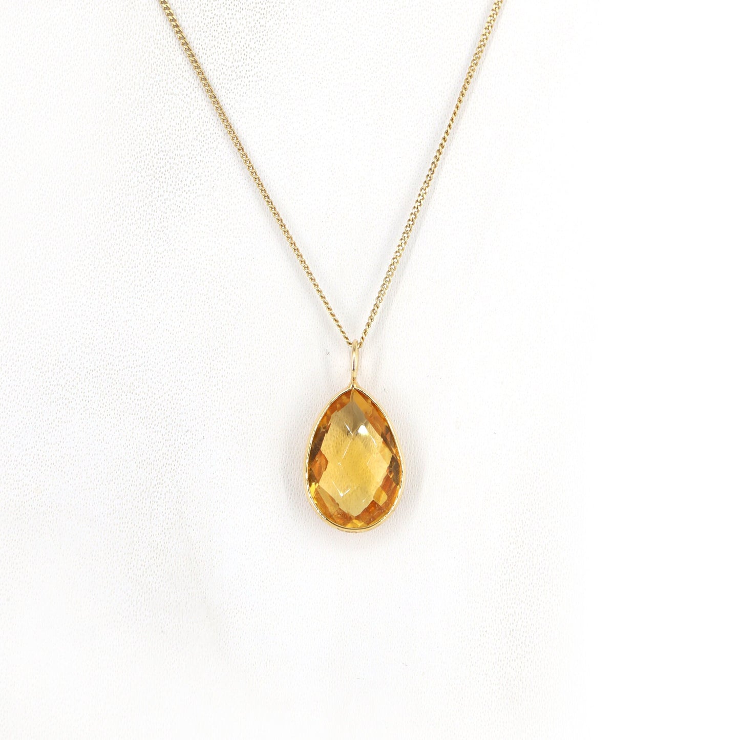 Citrine Pendant 18K Gold
