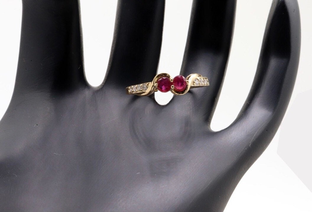 Beautiful Ring 14K Gold