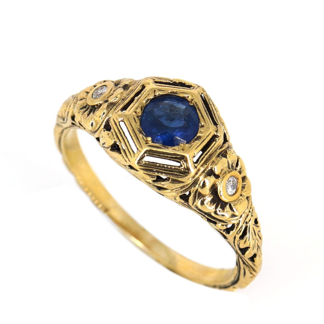 Vintage Blue Sapphire Ring Gold