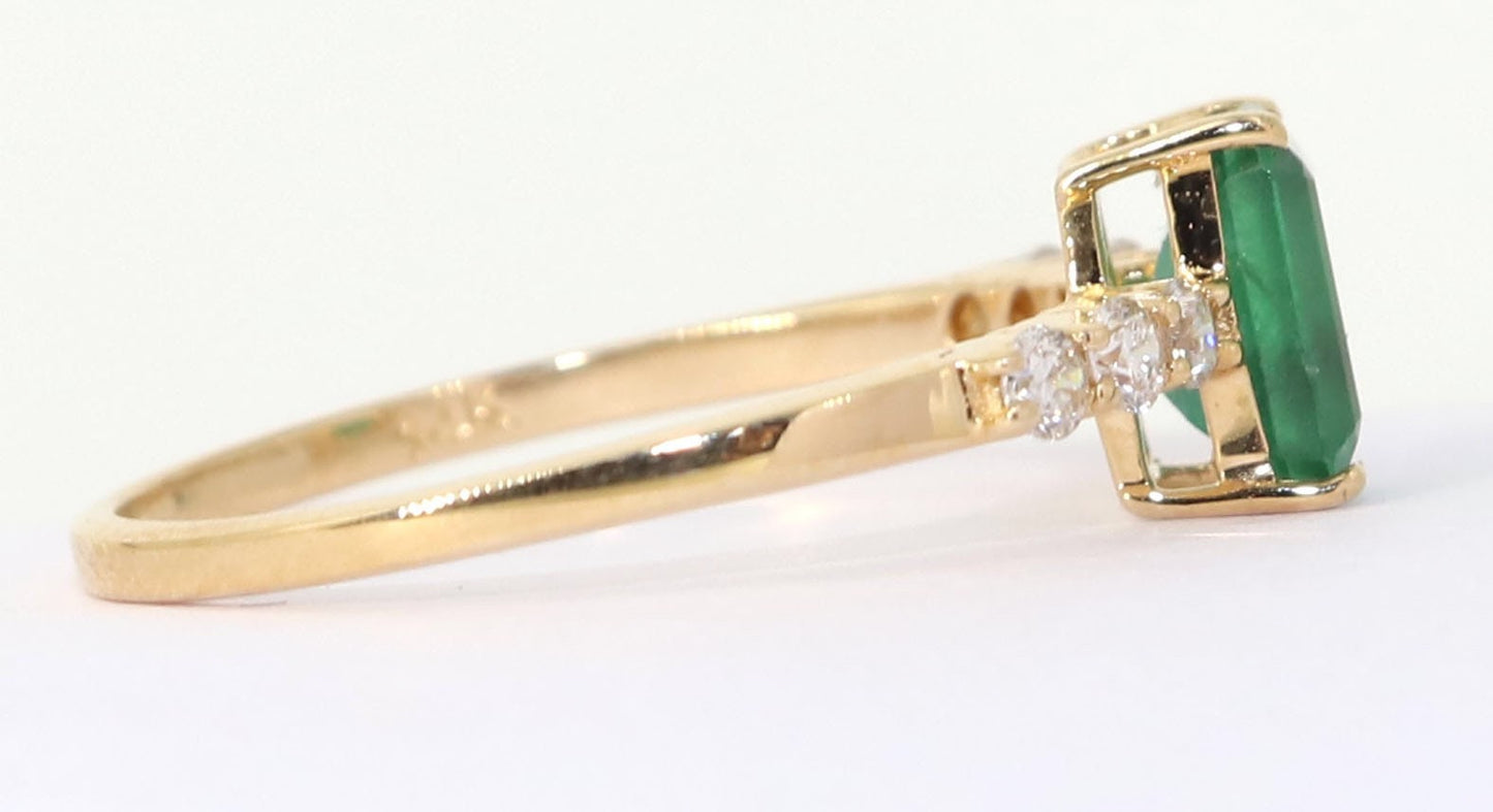 Beautiful Ring 14K Gold