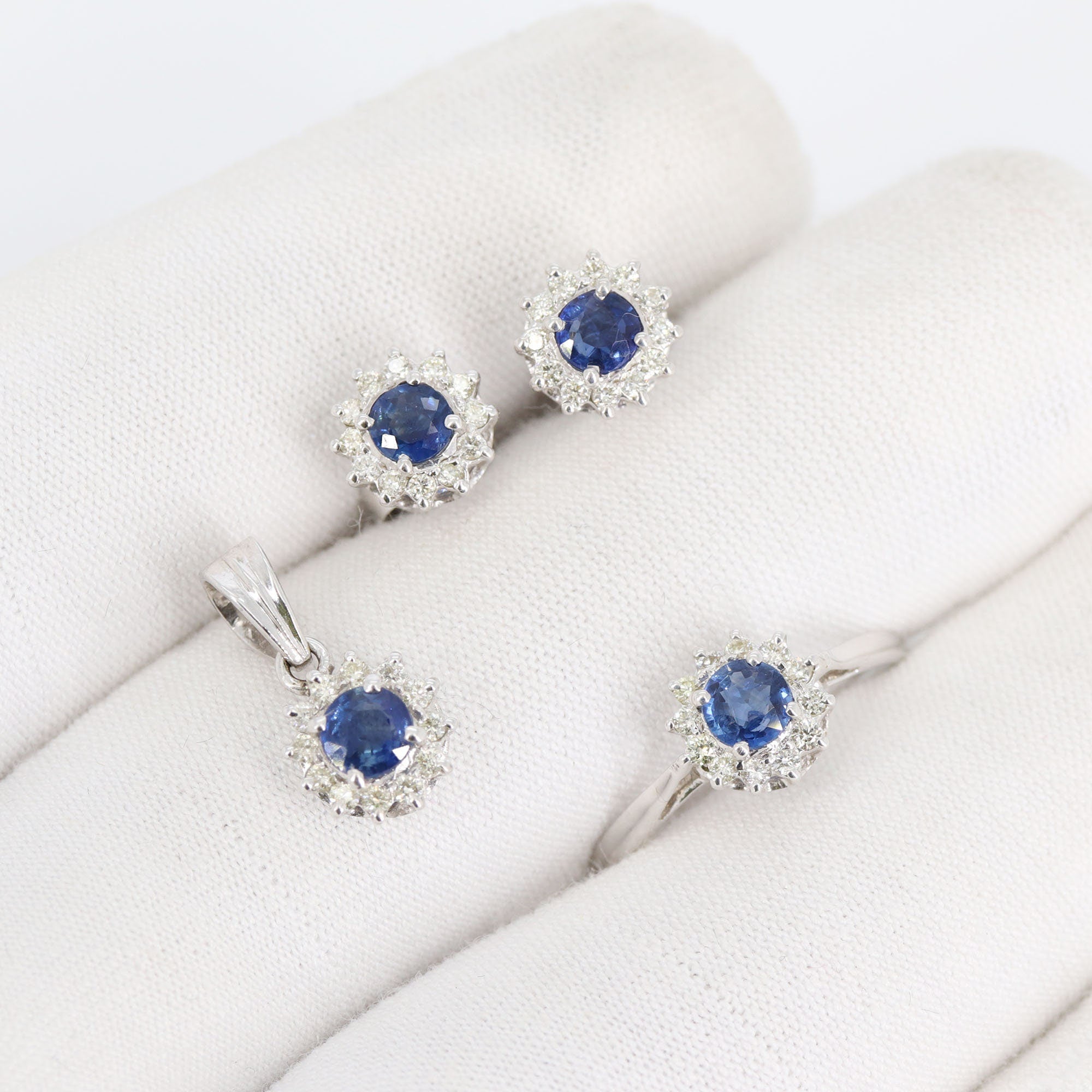 Blue Sapphire Jewelry White Jewelry Blue Sapphire Earring 18K Gold